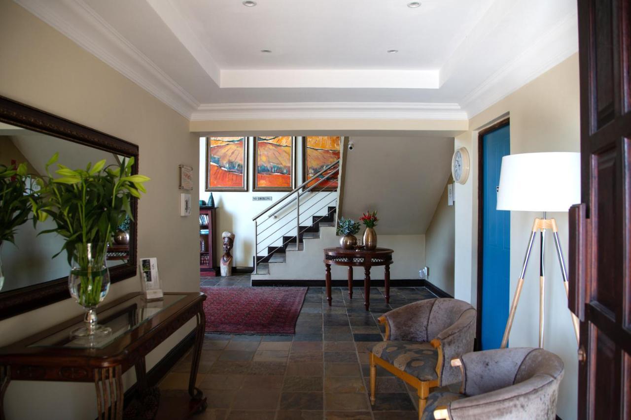 Constantia Manor Guest House Pretoria-Noord Exterior foto