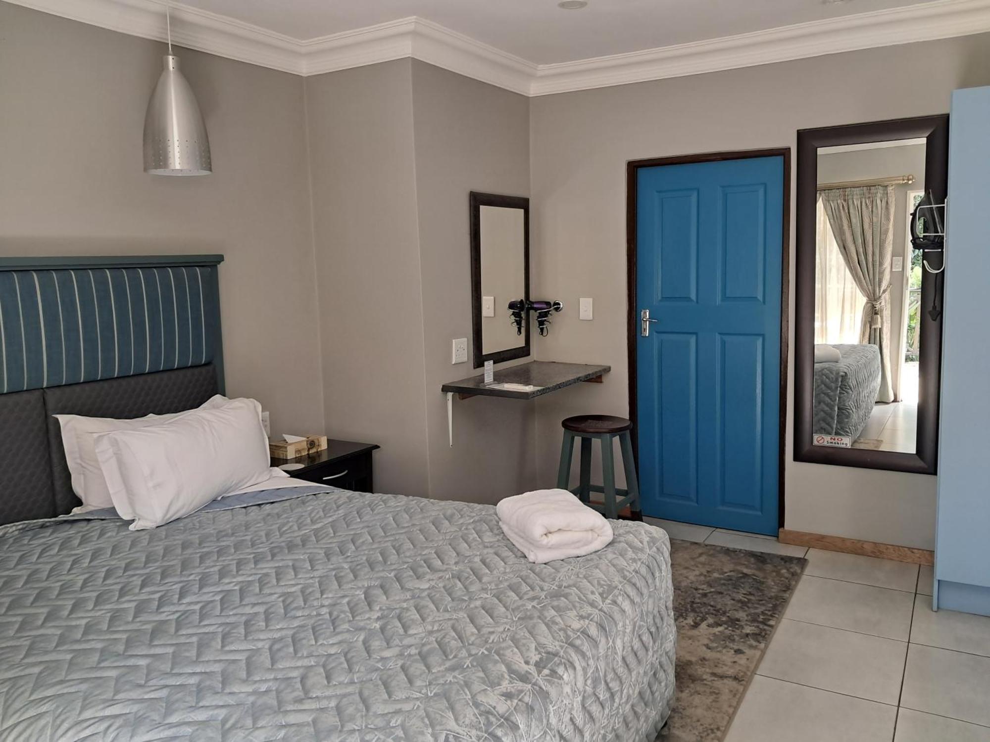 Constantia Manor Guest House Pretoria-Noord Exterior foto